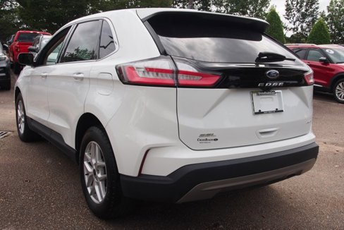 Certified 2024 Ford Edge SEL w/ Convenience Package image 5