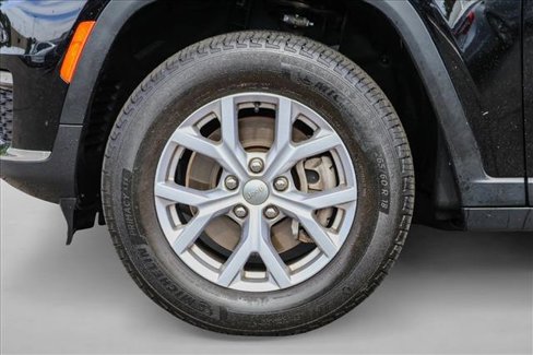 Used 2021 Jeep Grand Cherokee L Limited image 9