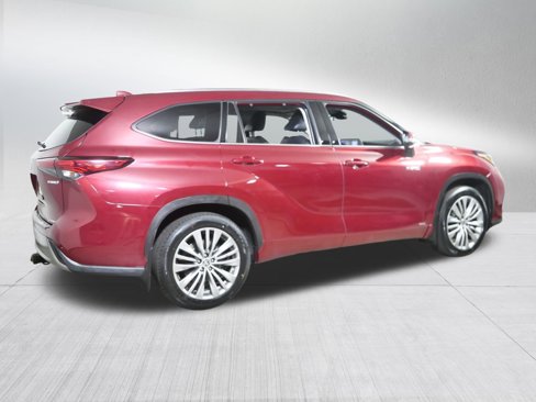Used 2020 Toyota Highlander Limited image 7