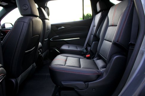 New 2026 Chevrolet Traverse RS image 18