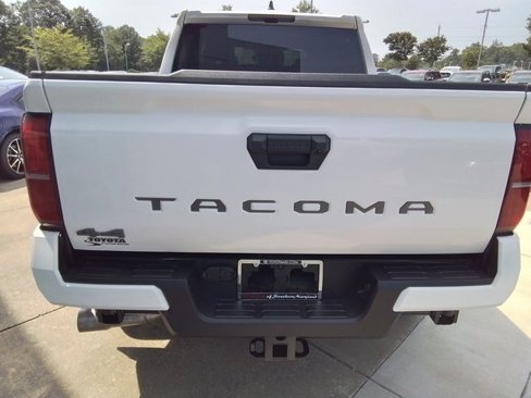 New 2025 Toyota Tacoma TRD Sport image 6