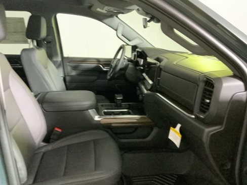 New 2025 Chevrolet Silverado 1500 LT image 34