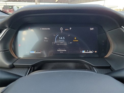 New 2025 Jeep Grand Cherokee L Laredo image 18