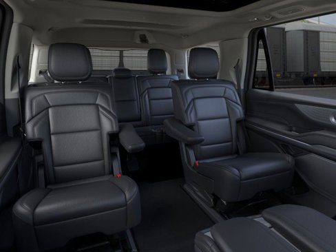 New 2025 Lincoln Navigator Reserve image 11