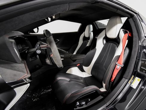 Used 2023 Chevrolet Corvette Z06 image 16