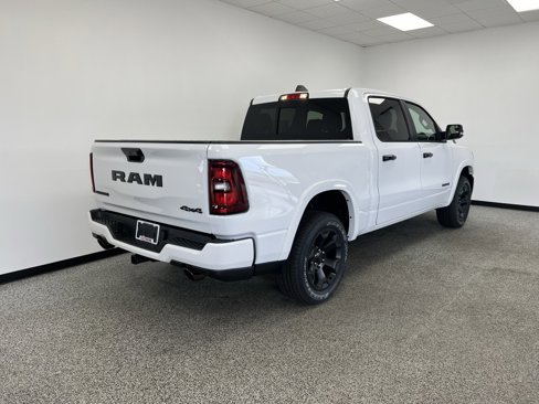 New 2026 RAM 1500 4x4 Crew Cab image 19