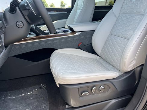 New 2025 Cadillac Escalade Sport Platinum image 24