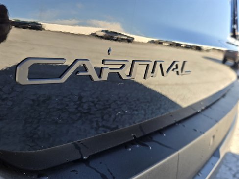 New 2026 Kia Carnival SX image 5