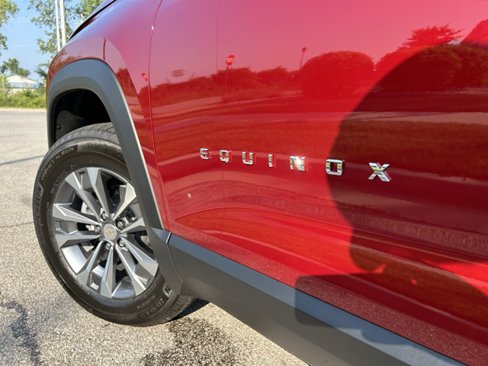 New 2026 Chevrolet Equinox LT w/ Convenience Package II image 58