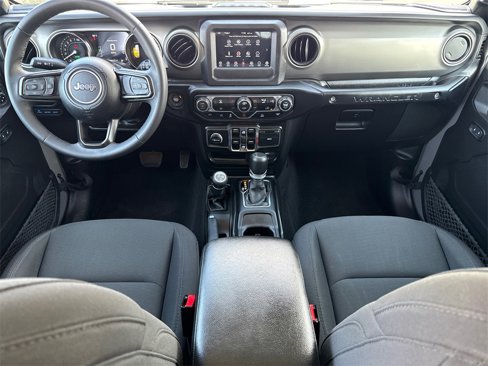Used 2023 Jeep Wrangler Unlimited image 22