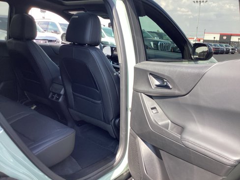New 2026 Chevrolet Equinox LT w/ Convenience Package II image 33