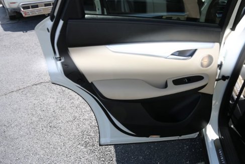 Used 2019 INFINITI QX50 Essential w/ Premium Heat Package image 14