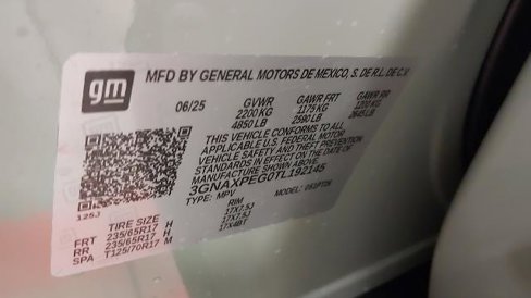 New 2026 Chevrolet Equinox LT w/ Convenience Package II image 34