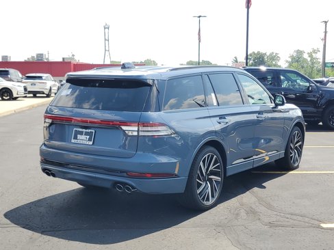 New 2025 Lincoln Aviator Black Label w/ Jet Appearance Package image 4