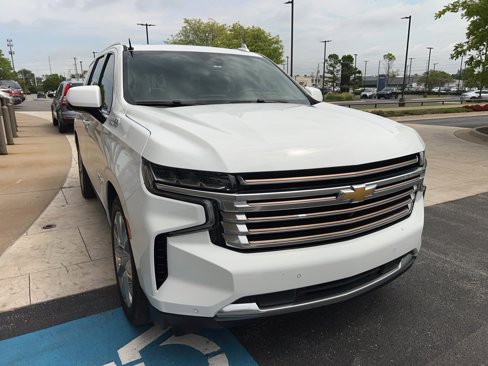 Used 2023 Chevrolet Tahoe High Country image 2