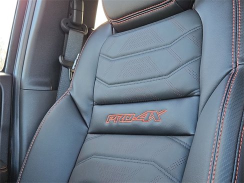 New 2025 Nissan Frontier PRO-4X w/ Pro Premium Package image 32