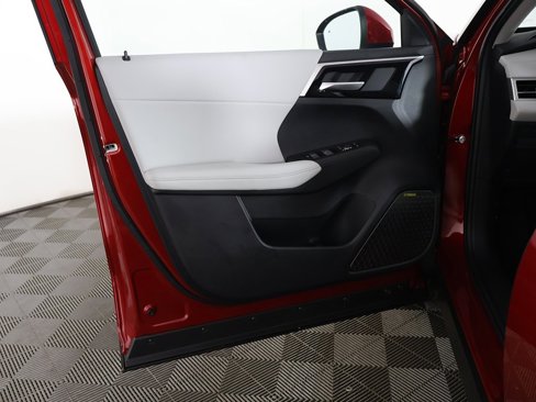 New 2025 Mitsubishi Outlander SE image 27