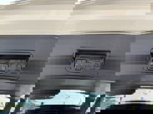 Used 2022 Ford Explorer Platinum image 26