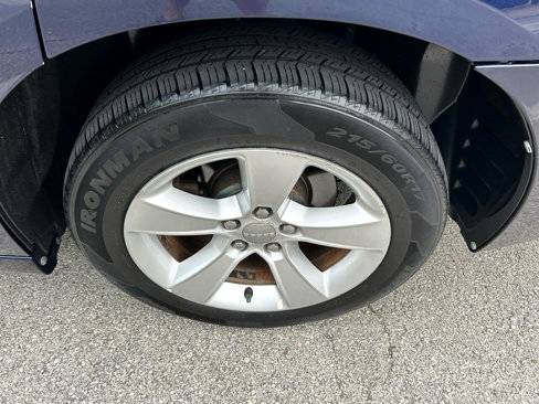 Used 2014 Dodge Charger SE image 16