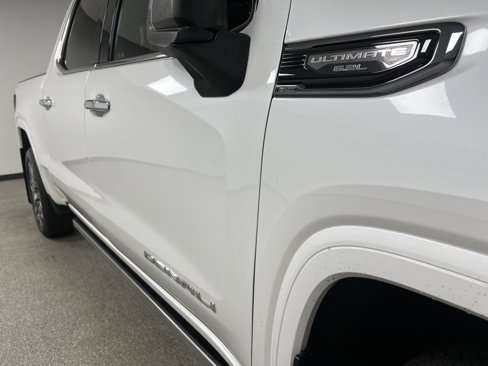 Used 2025 GMC Sierra 1500 Denali Ultimate image 15