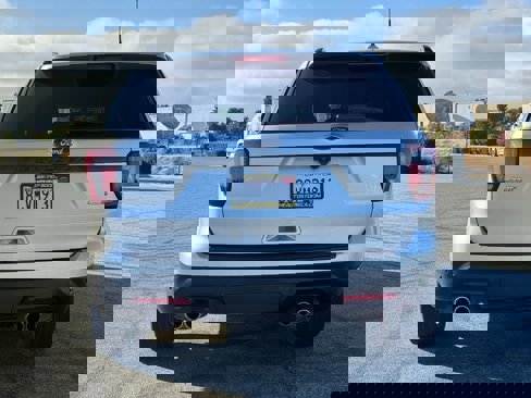 Used 2018 Ford Explorer Sport w/ Equipment Group 401A image 6