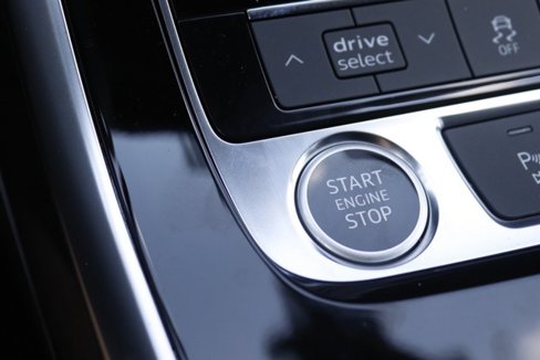 New 2025 Audi Q7 2.0T Premium image 24