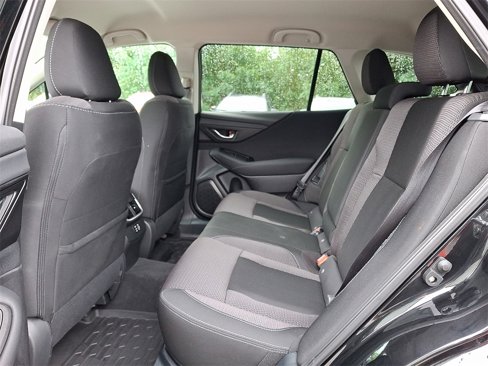 Certified 2025 Subaru Outback Premium w/ Popular Package #1A image 11