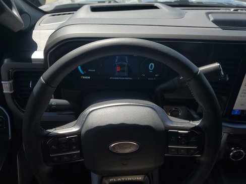 New 2026 Ford F250 Platinum image 17