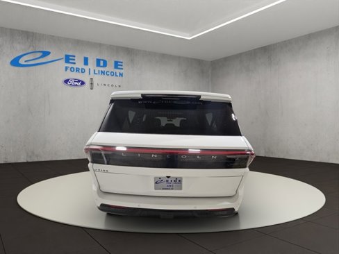 New 2025 Lincoln Navigator L Reserve image 6