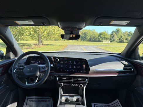 New 2026 Chevrolet Traverse Z71 w/ Driver Confidence Package image 33