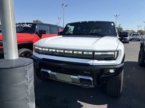 New 2026 GMC Hummer EV SUV image 2
