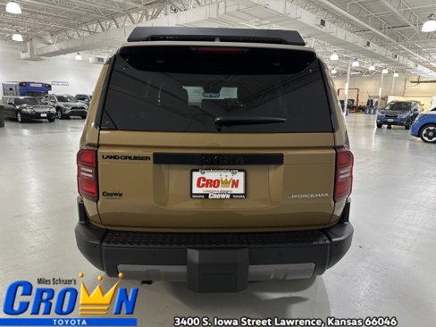 New 2025 Toyota Land Cruiser image 7