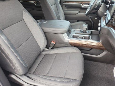 New 2026 GMC Sierra 1500 Elevation image 16