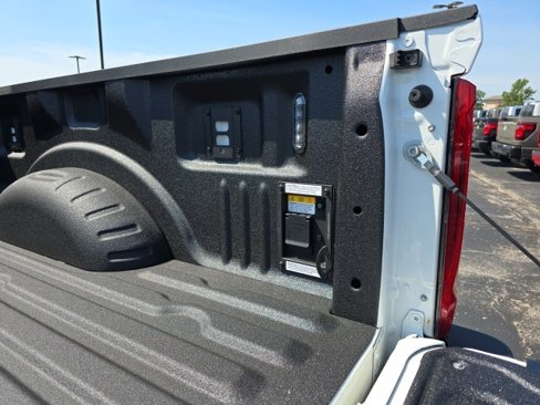 New 2025 Ford F250 Lariat w/ Lariat Ultimate Package image 18