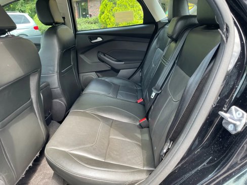 Used 2016 Ford Focus SE w/ Equipment Group 201A image 35