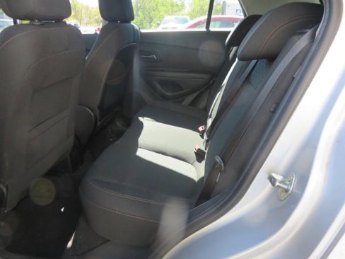 Used 2019 Chevrolet Trax LS image 20