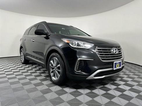 Used 2017 Hyundai Santa Fe SE image 6