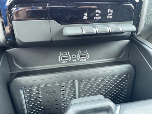 New 2025 RAM 1500 Big Horn image 31