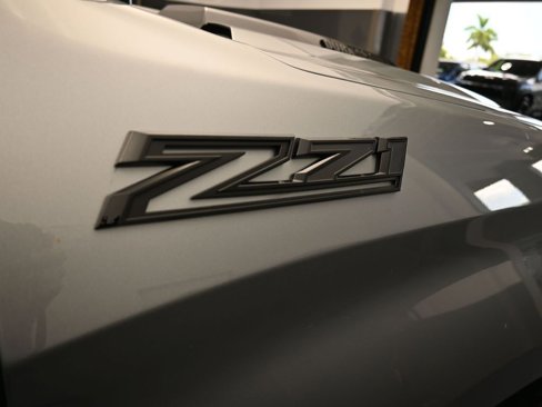 Used 2025 Chevrolet Silverado 1500 Custom Trail Boss w/ LPO, Dark Essentials Package image 47