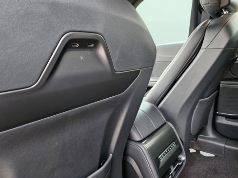 New 2025 Lincoln Nautilus Premier w/ Jet Appearance Package image 25