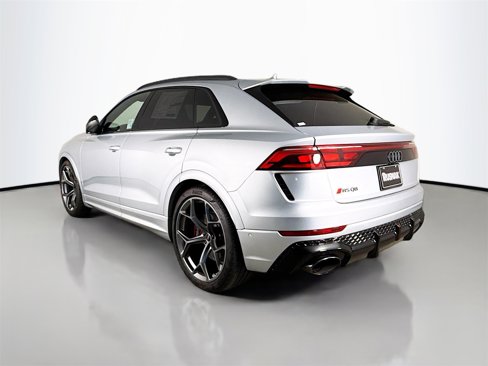 New 2025 Audi RS Q8 performance image 5