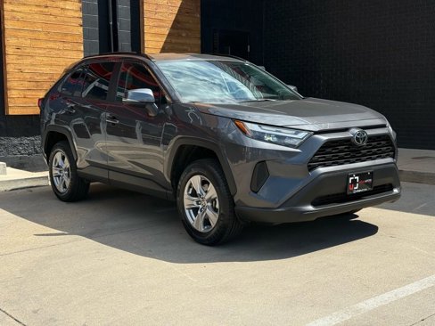 Used 2025 Toyota RAV4 XLE image 11