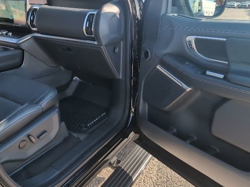 New 2025 Ford Expedition Max Platinum w/ Stealth Performance Package image 23