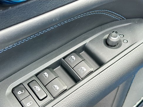 New 2026 Jeep Compass Latitude image 8