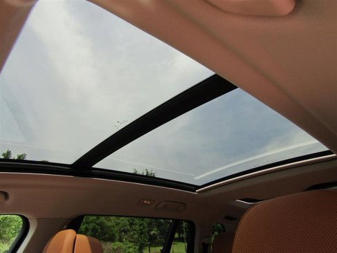 Used 2024 BMW X7 xDrive40i w/ Premium Package image 31