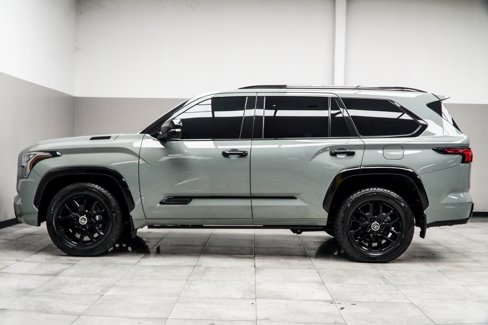Used 2024 Toyota Sequoia Platinum image 9