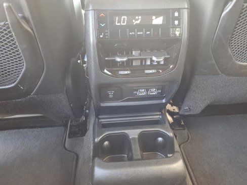Used 2021 Jeep Grand Cherokee L Limited image 15