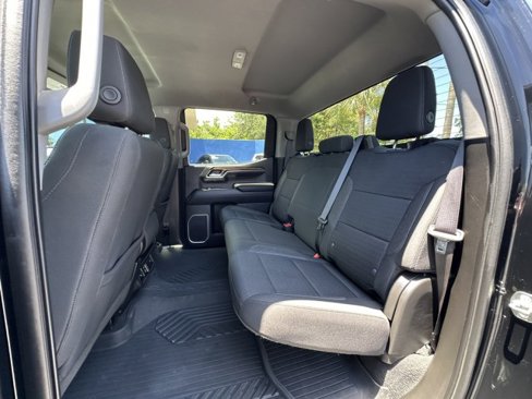 Used 2023 Chevrolet Silverado 1500 LT Trail Boss w/ Protection Package image 17