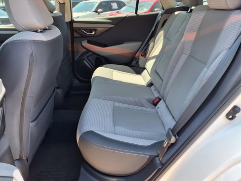 Certified 2025 Subaru Outback Premium image 5