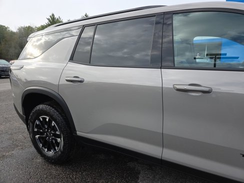 New 2026 Chevrolet Traverse Z71 w/ Enhanced Driving Package image 11